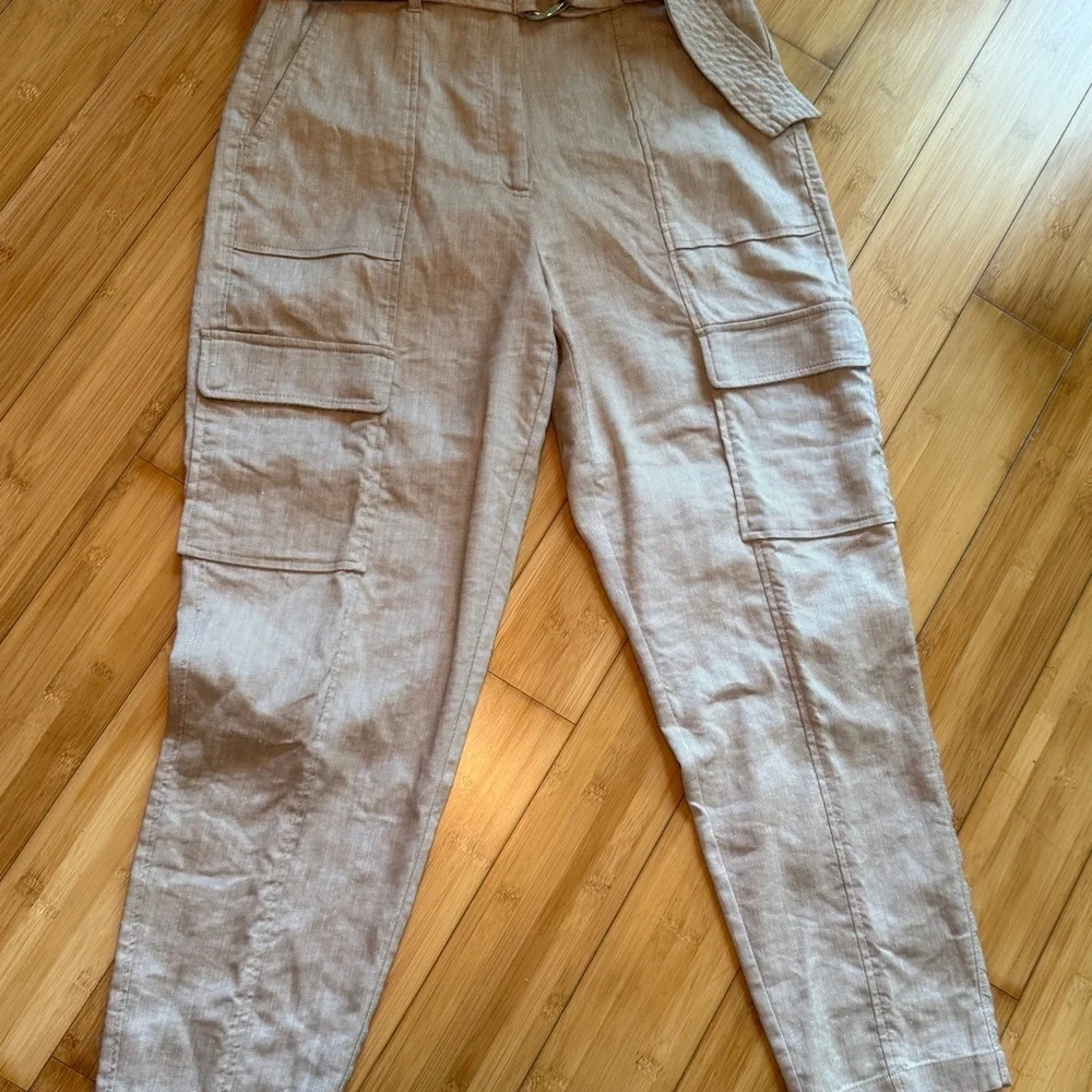 White House Black Market Beige Linen/Poly Blend Cargo Pants